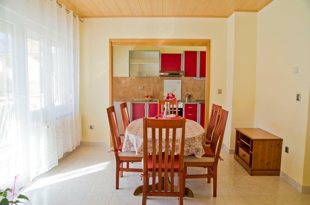 Apartment Annika สปลิท ภายนอก รูปภาพ