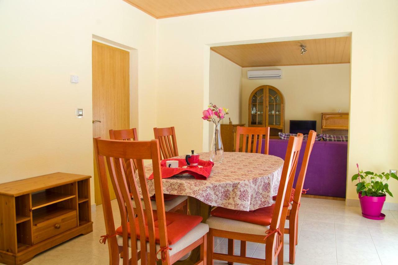 Apartment Annika สปลิท ภายนอก รูปภาพ